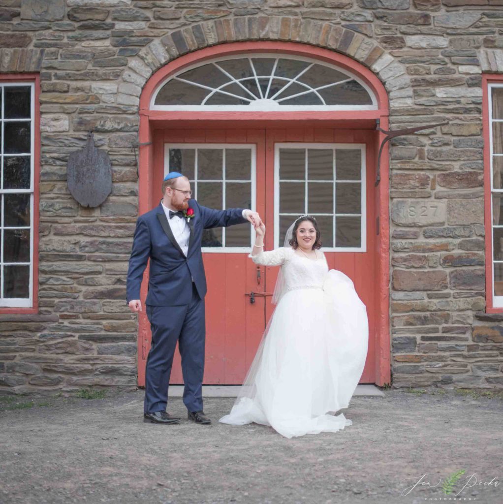 emily-jacob-cooperstown-wedding-jen-pecka-photography-farmers-museum-198